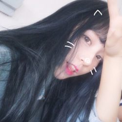 澳门马会传真论坛与眼角长泪痣的女性命相解析