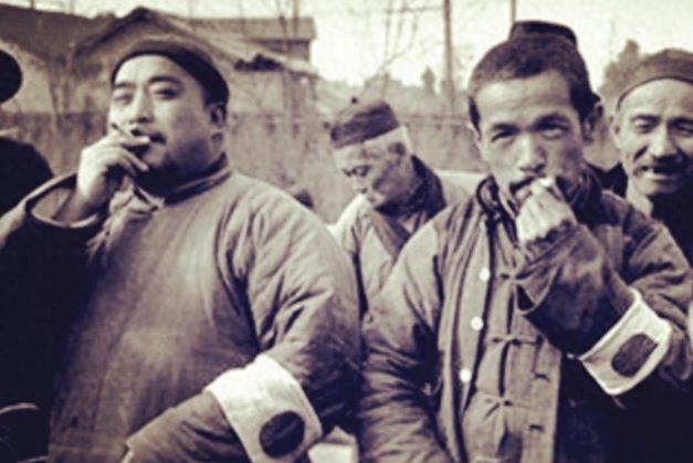 揭秘背后的真相—撕掉她的外衣3撕掉她的外衣3破解