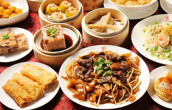 澳门六记粥面美食之旅—探秘最佳品尝地点澳门六记粥铺